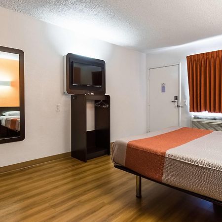 Motel 6-Long Beach, Ca - International City Ngoại thất bức ảnh