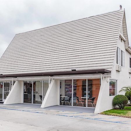 Motel 6-Long Beach, Ca - International City Ngoại thất bức ảnh