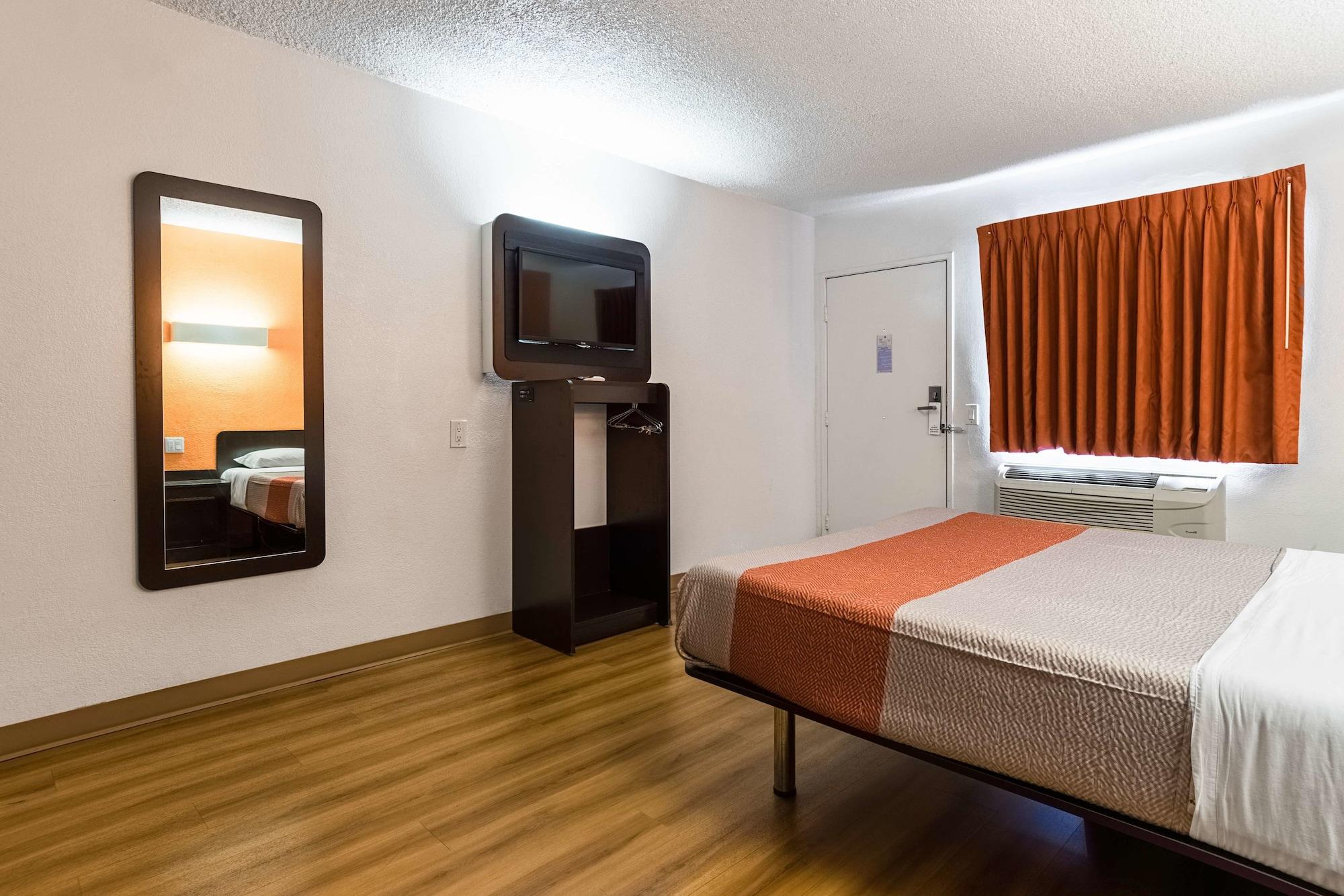 Motel 6-Long Beach, Ca - International City Ngoại thất bức ảnh