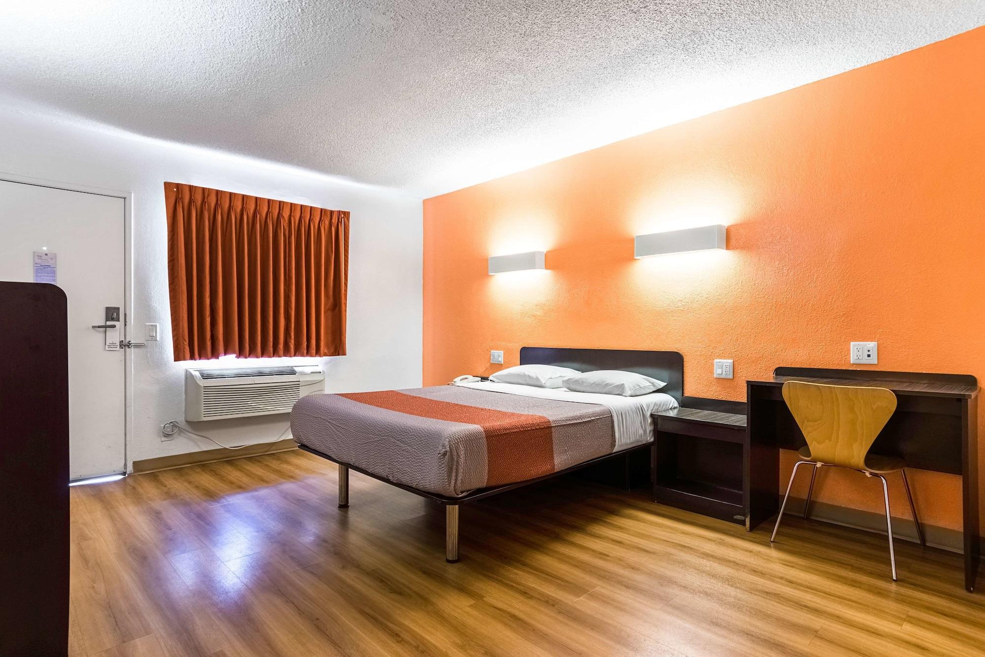 Motel 6-Long Beach, Ca - International City Ngoại thất bức ảnh