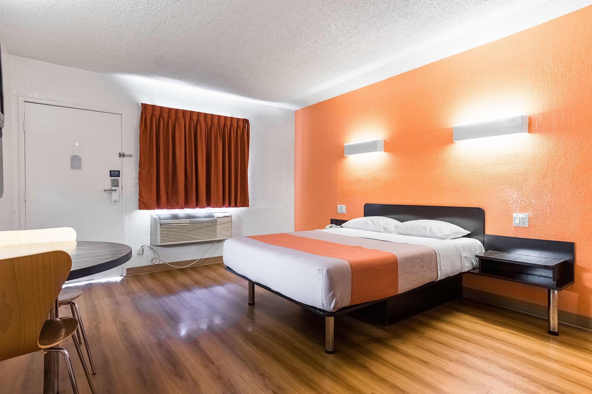 Motel 6-Long Beach, Ca - International City Ngoại thất bức ảnh