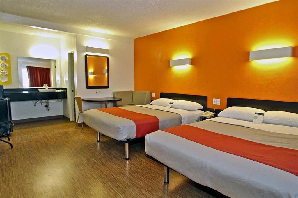 Motel 6-Long Beach, Ca - International City Phòng bức ảnh