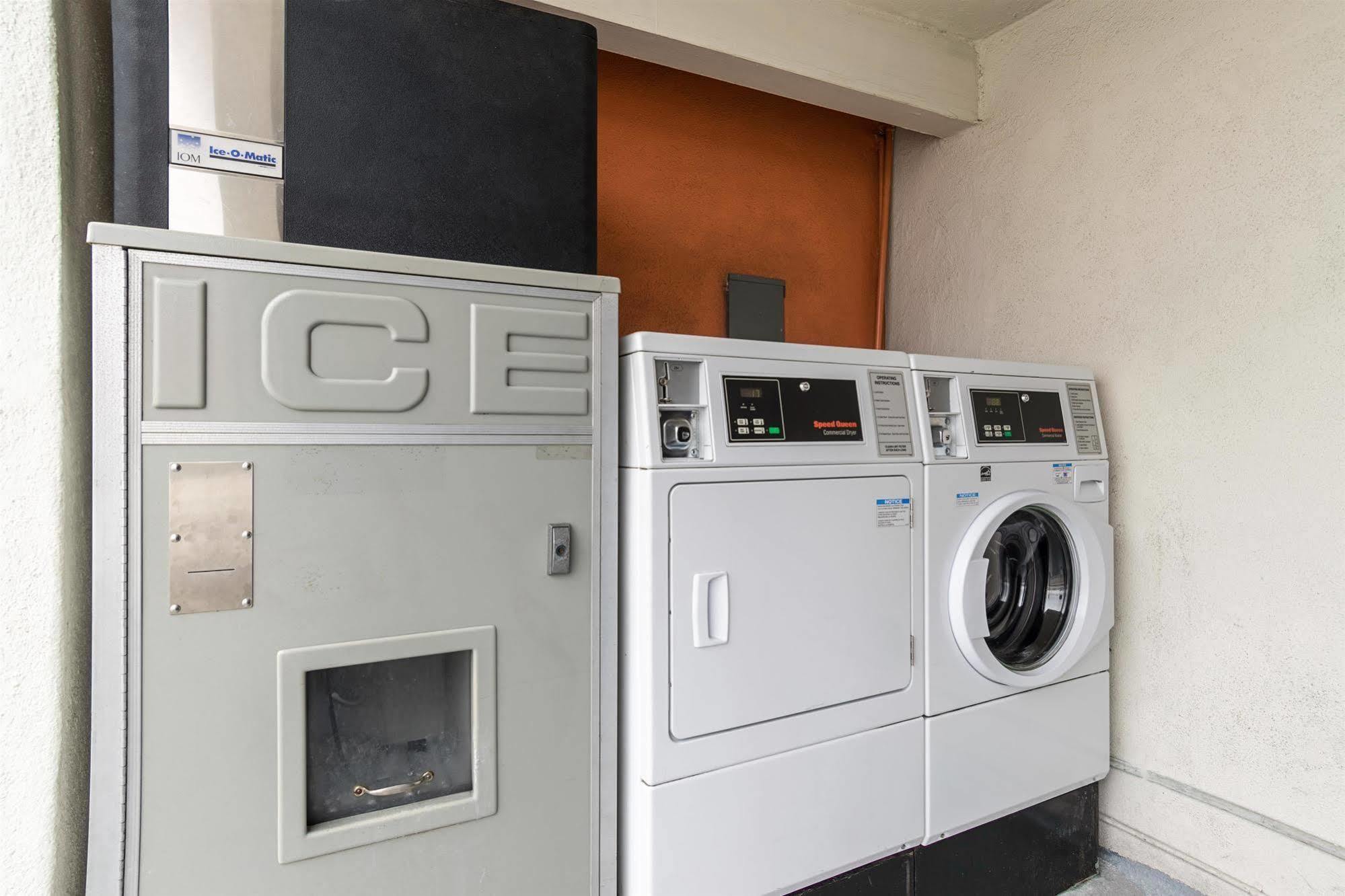 Motel 6-Long Beach, Ca - International City Ngoại thất bức ảnh